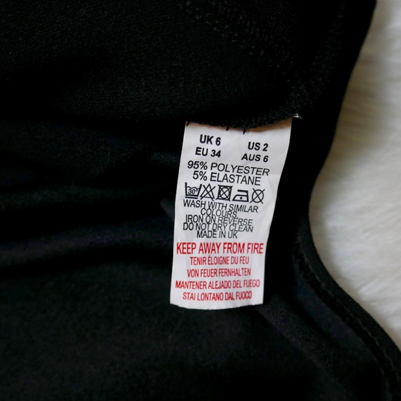 NASTY GAL NWT Black Bodysuit V Size 2 - Picture 8 of 8